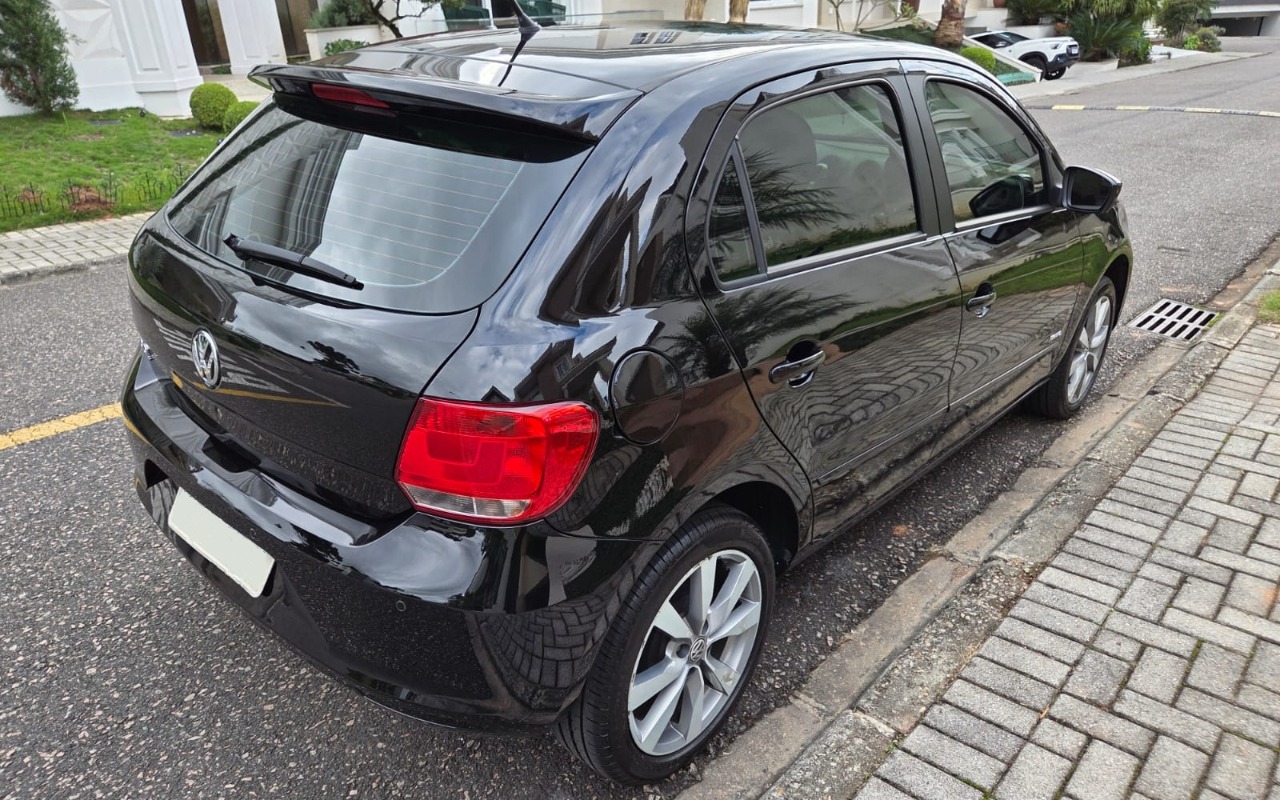 imagem-https://www.socarrao.com.br/sc-vehicle-images-prod/4280890/1791219230783-R29sICgzKS5qcGVn.jpeg
