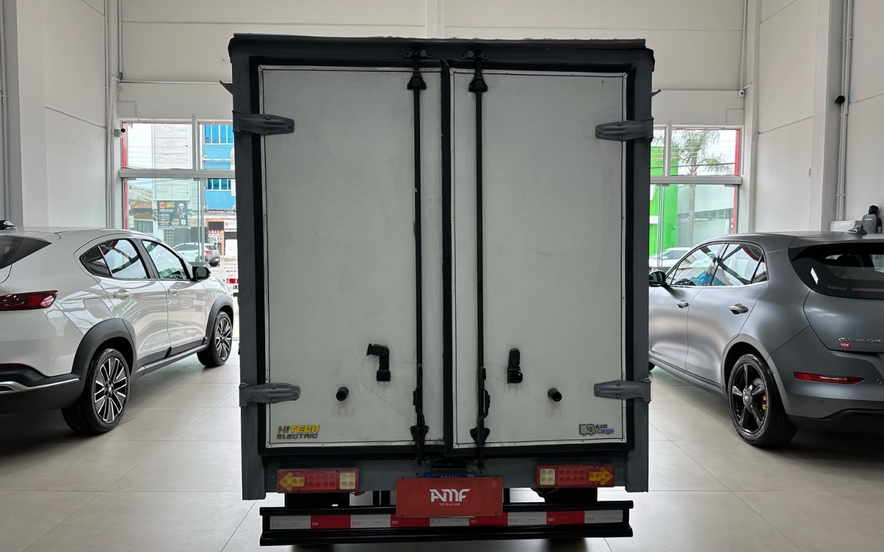 imagem-https://www.socarrao.com.br/sc-vehicle-images-prod/4281113/1791219402413-V2hhdHNBcHAgSW1hZ2UgMjAyNi0xMC0wNSBhdCAxMy4yNS4zMCAoMikuanBlZw.jpeg