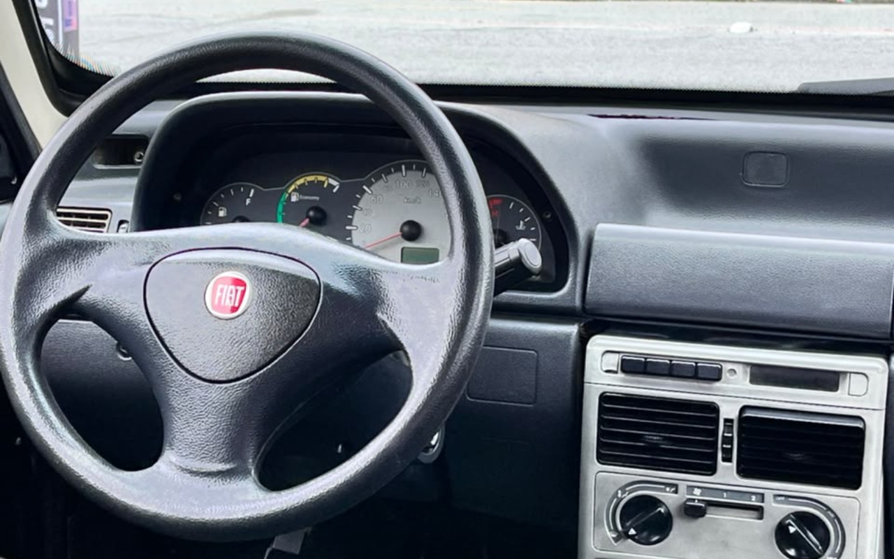 imagem-https://www.socarrao.com.br/sc-vehicle-images-prod/4281133/1791219437492-V2hhdHNBcHAgSW1hZ2UgMjAyNi0xMC0wNSBhdCAwOS41NC4zNi5qcGVn.jpeg