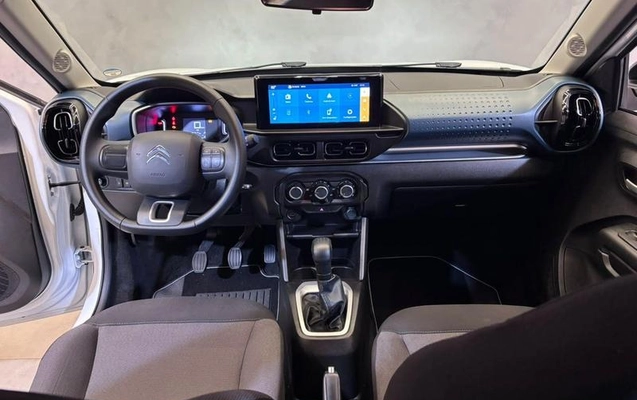 imagem-https://www.socarrao.com.br/sc-vehicle-images-prod/4281159/1791318349110-8543861_15_B_140a584aa6.jpeg