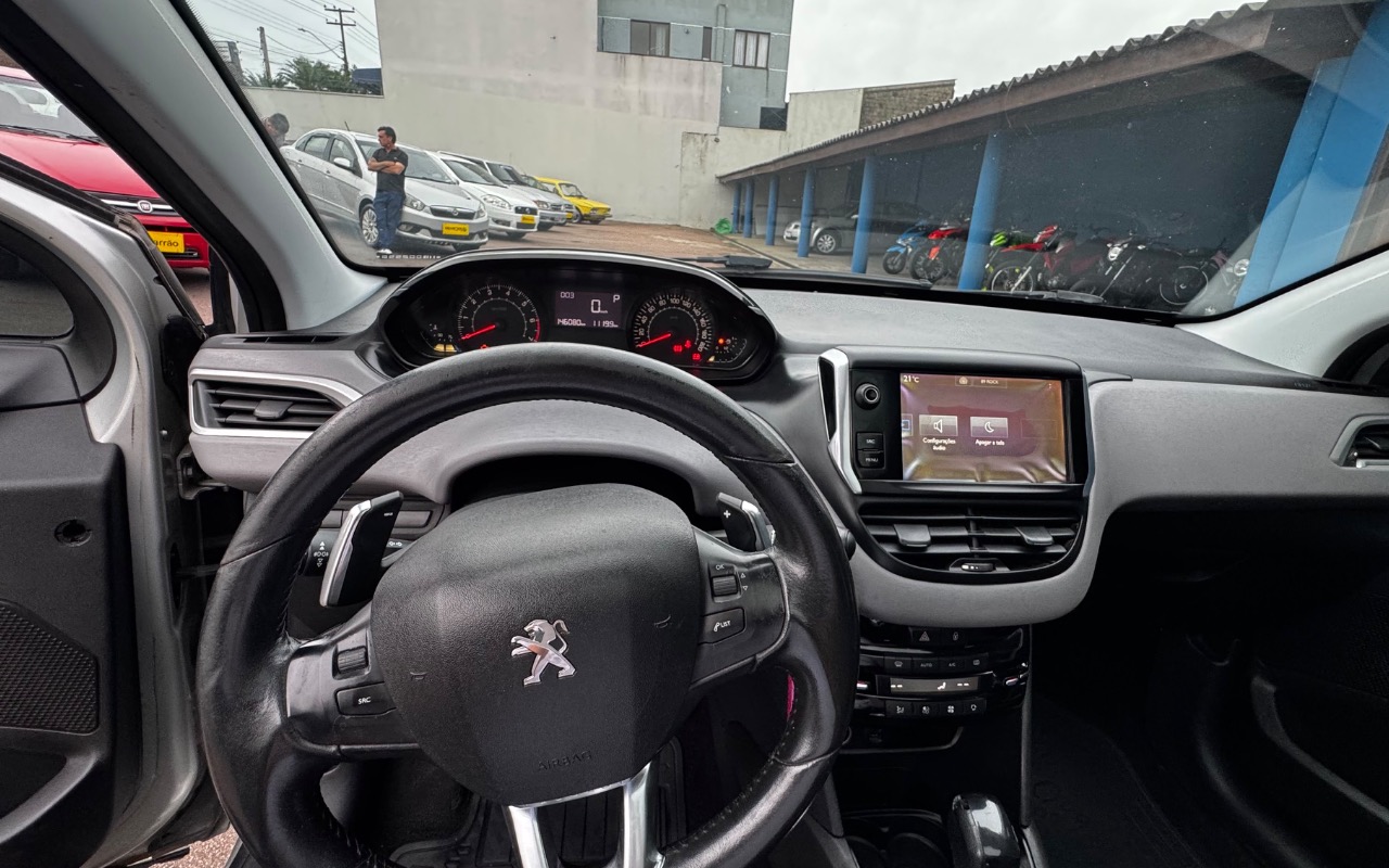 imagem-https://www.socarrao.com.br/sc-vehicle-images-prod/4281165/1791219790847-NDVjZjBiMDgtN2JlMC00MThjLTg1MjAtNTU1ZDBjN2U0NzU4LmpwZWc.jpeg