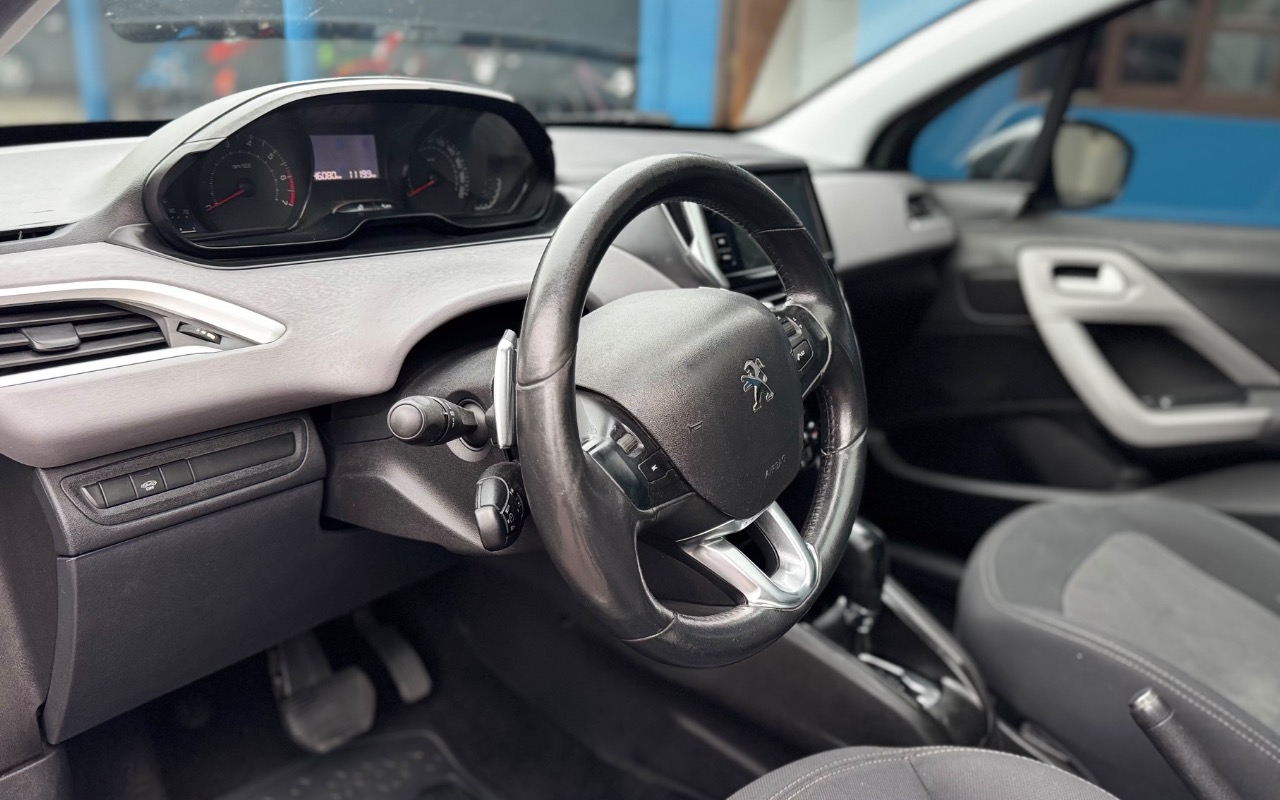 imagem-https://www.socarrao.com.br/sc-vehicle-images-prod/4281165/1791219791394-YTQ5MzhhMWEtY2U2ZS00MmVmLWE4N2QtYmNkMGI1ZWVkMGYyLmpwZWc.jpeg