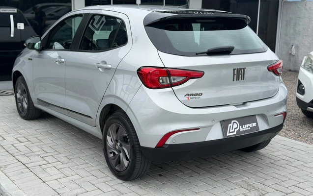 imagem-https://www.socarrao.com.br/sc-vehicle-images-prod/4281224/1791220222705-003_dc84efdd7e6152100f963478d2554c8a.jpg