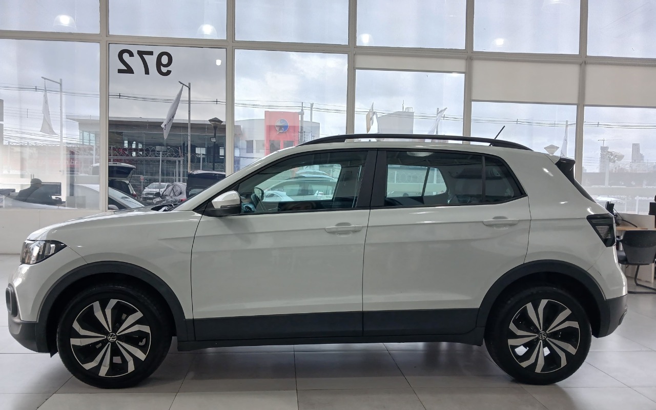 imagem-https://www.socarrao.com.br/sc-vehicle-images-prod/4281251/1791235979336-ZmQzYWJhNmEtN2M5ZC00Y2MxLTkxZGQtZWMyZDdlYWEwMDRkLmpwZWc.jpeg