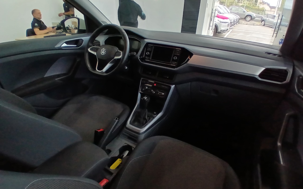 imagem-https://www.socarrao.com.br/sc-vehicle-images-prod/4281251/1791235979810-ZDBhMzRiZGMtMzFhNi00ZTVkLWI2YzgtMDhkNWEzYjUwNzVhLmpwZWc.jpeg