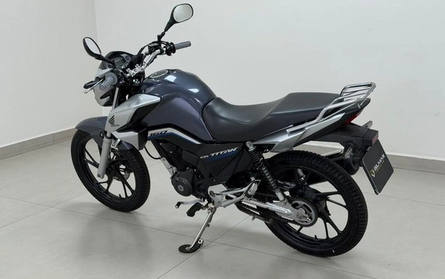 imagem-https://www.socarrao.com.br/sc-vehicle-images-prod/4281303/1791997875630-8544081_1_B_69858e02cf.jpeg