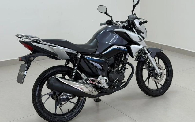 imagem-https://www.socarrao.com.br/sc-vehicle-images-prod/4281303/1791997875638-8544081_3_B_c6f2ebe94b.jpeg