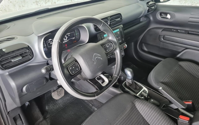 imagem-https://www.socarrao.com.br/sc-vehicle-images-prod/4281354/1791221203304-891686990d584be9ba3ee794f2fb2ee2_1791221090033.jpg