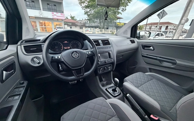 imagem-https://www.socarrao.com.br/sc-vehicle-images-prod/4281358/1791222903487-003_cb350f56ba6599c51c9ec66321415f34.jpg