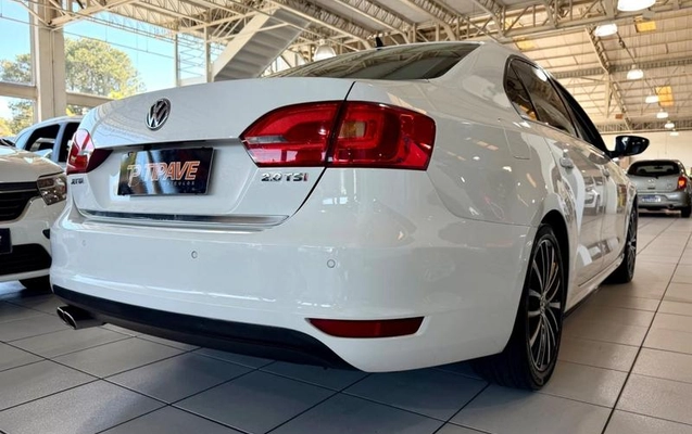 imagem-https://www.socarrao.com.br/sc-vehicle-images-prod/4281361/1791383513830-8401469_5_B_ac3e793530.jpeg
