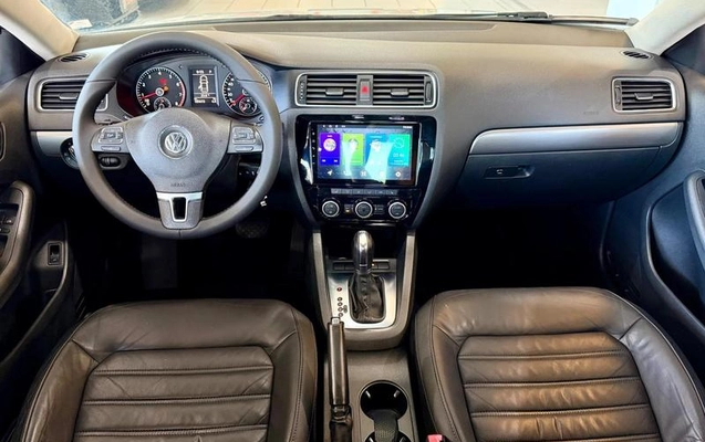 imagem-https://www.socarrao.com.br/sc-vehicle-images-prod/4281361/1791383513831-8401469_9_B_74d37c4866.jpeg
