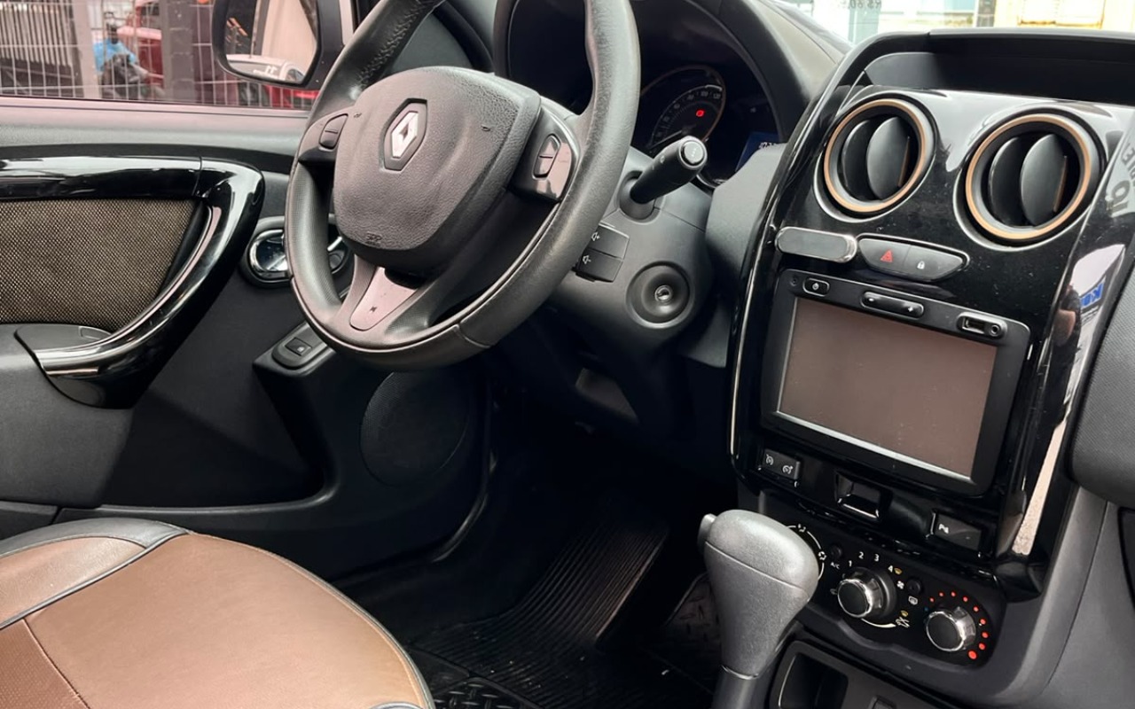 imagem-https://www.socarrao.com.br/sc-vehicle-images-prod/4281482/1791221887222-V2hhdHNBcHAgSW1hZ2UgMjAyNi0xMC0wNSBhdCAxNC4xNy41Ni5qcGVn.jpeg