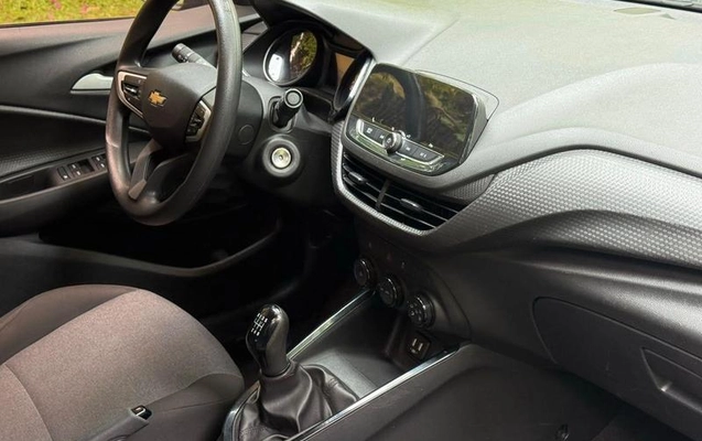 imagem-https://www.socarrao.com.br/sc-vehicle-images-prod/4281489/1791221986632-8296951_16_B_0edb91ebb7.jpeg