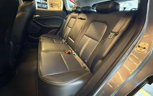 imagem-https://www.socarrao.com.br/sc-vehicle-images-prod/4281493/1791226686634-8539955_1_B_7e72b42d11.jpeg