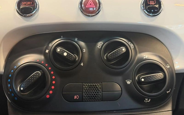 imagem-https://www.socarrao.com.br/sc-vehicle-images-prod/4281502/1791223489352-8529630_13_B_981c88b9dc.jpeg