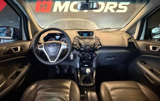 imagem-https://www.socarrao.com.br/sc-vehicle-images-prod/4281509/1791233824231-8529596_13_B_6a95a40876.jpeg