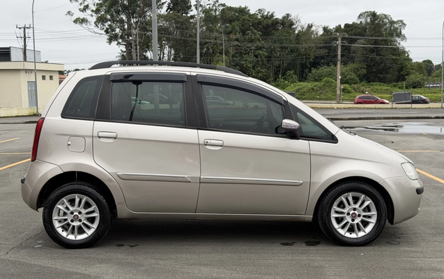 imagem-https://www.socarrao.com.br/sc-vehicle-images-prod/4281511/1791222344445-003_75c6ca9c10a56f9934fb118f6308bbb7.jpg