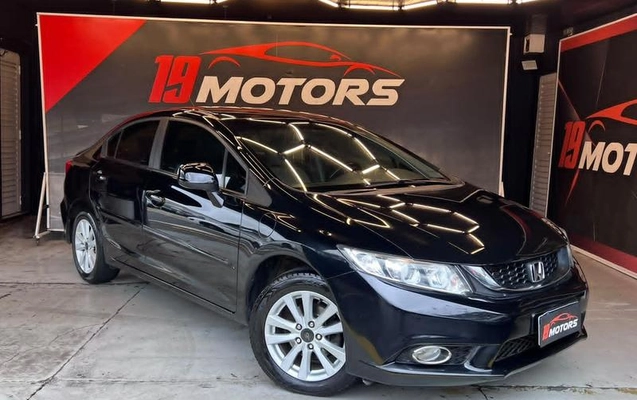 imagem-https://www.socarrao.com.br/sc-vehicle-images-prod/4281542/1791223503031-8509049_2_B_84919aca28.jpeg