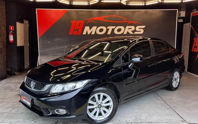 imagem-https://www.socarrao.com.br/sc-vehicle-images-prod/4281542/1791223503050-8509049_10_B_cd3a3f0cb3.jpeg