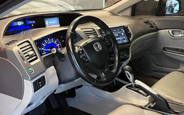 imagem-https://www.socarrao.com.br/sc-vehicle-images-prod/4281542/1791223503113-8509049_7_B_3a9d0c9f56.jpeg