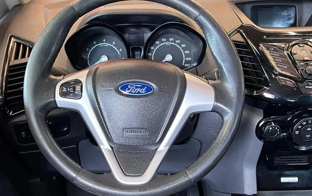 imagem-https://www.socarrao.com.br/sc-vehicle-images-prod/4281572/1791222590848-8508951_7_B_a7b9e3428d.jpeg