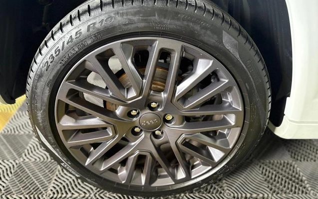 imagem-https://www.socarrao.com.br/sc-vehicle-images-prod/4281584/1791390906056-8512848_8_B_c114d05372.jpeg