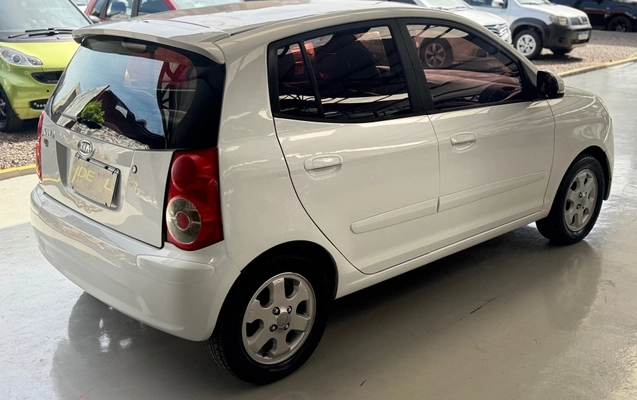 imagem-https://www.socarrao.com.br/sc-vehicle-images-prod/4281591/1791222644151-f984f9434c6f40a8aaead7fbdf81d2cd_1787590931714.jpg
