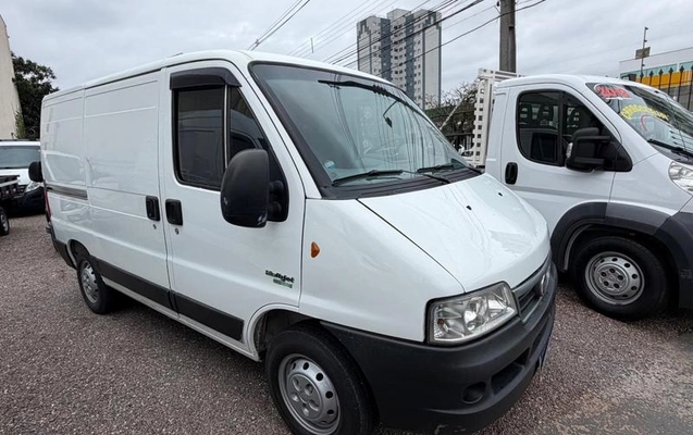 imagem-https://www.socarrao.com.br/sc-vehicle-images-prod/4281613/1791572693114-8544307_2_B_e676090c24.jpeg