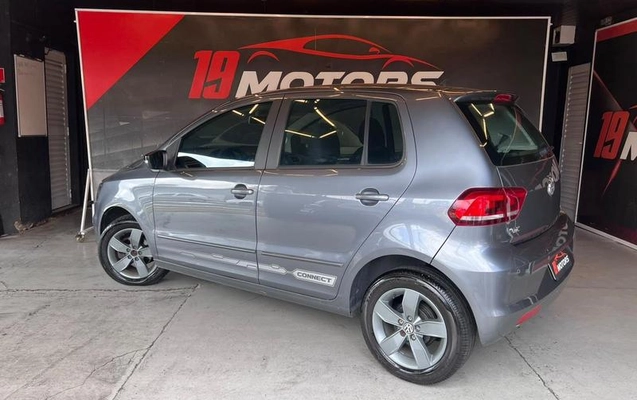 imagem-https://www.socarrao.com.br/sc-vehicle-images-prod/4281615/1791223510969-8479238_19_B_7bb66f97fb.jpeg