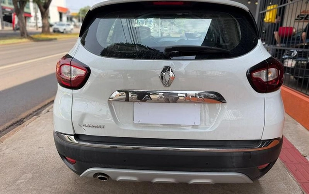 imagem-https://www.socarrao.com.br/sc-vehicle-images-prod/4281630/1791222892818-8544287_2_B_c8b44c1247.jpeg