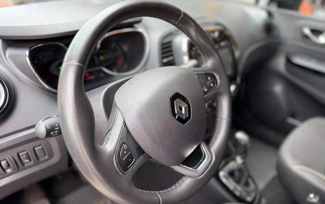 imagem-https://www.socarrao.com.br/sc-vehicle-images-prod/4281630/1791222892821-8544287_2_B_77756e3b80.jpeg