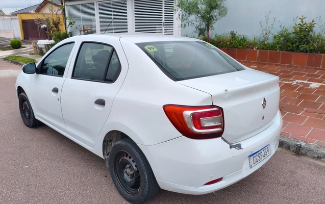 imagem-https://www.socarrao.com.br/sc-vehicle-images-prod/4281631/1791223576477-MTc5MTIyMzQ3MDY3NTM0NTY2NDIwODQ0Njk1OTM5Ny5qcGc.jpg