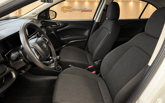 imagem-https://www.socarrao.com.br/sc-vehicle-images-prod/4281636/1791222999852-vAeoqXXuayqUJVeAe7JY5Tab1Vx3Lw9d.jpg