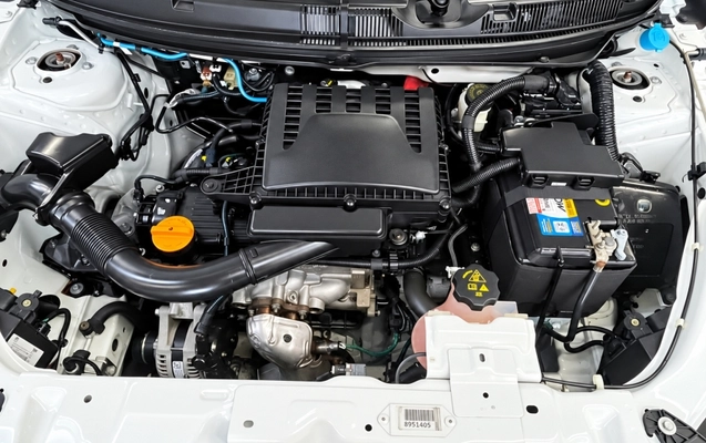 imagem-https://www.socarrao.com.br/sc-vehicle-images-prod/4281636/1791222999859-hrbOSXV6ku91BQ8qVqcYYWkVJmR6hpvL.jpg