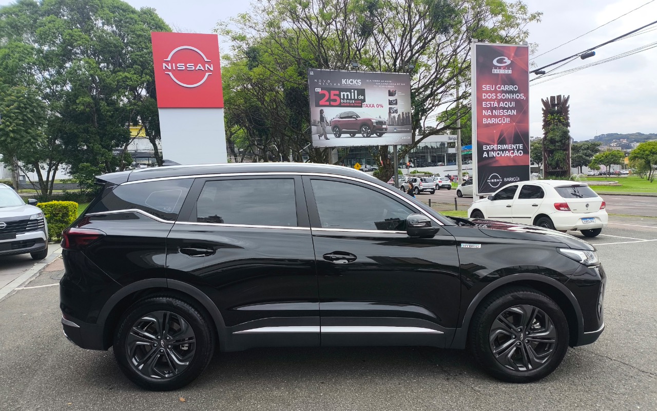 imagem-https://www.socarrao.com.br/sc-vehicle-images-prod/4281656/1791223559259-NWE3ZmU1MWUtMzU4MC00Njk0LTg3ODgtNmJmYjJjYmU4YTFmLmpwZWc.jpeg