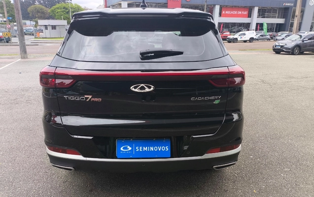 imagem-https://www.socarrao.com.br/sc-vehicle-images-prod/4281656/1791223560464-YjMwNTNjMTQtMjVhNy00NmE0LWIzYmEtNjI5MTMxMjg1MWVjLmpwZWc.jpeg
