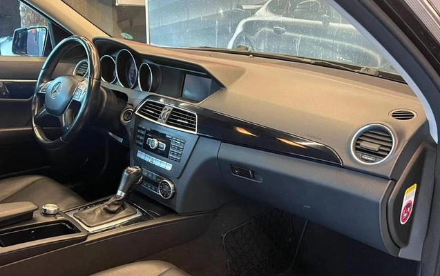 imagem-https://www.socarrao.com.br/sc-vehicle-images-prod/4281666/1791223230166-8310570_14_B_eb50a4f36d.jpeg