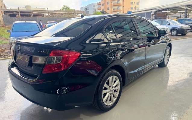 imagem-https://www.socarrao.com.br/sc-vehicle-images-prod/4281670/1791223243726-396dcd5081c84b73b947d6d673bbf69a_1787590244157.jpg