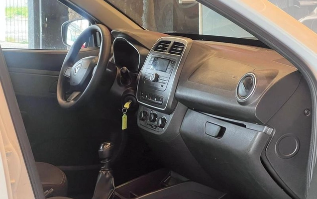 imagem-https://www.socarrao.com.br/sc-vehicle-images-prod/4281701/1791223330732-8388466_5_B_732182be32.jpeg