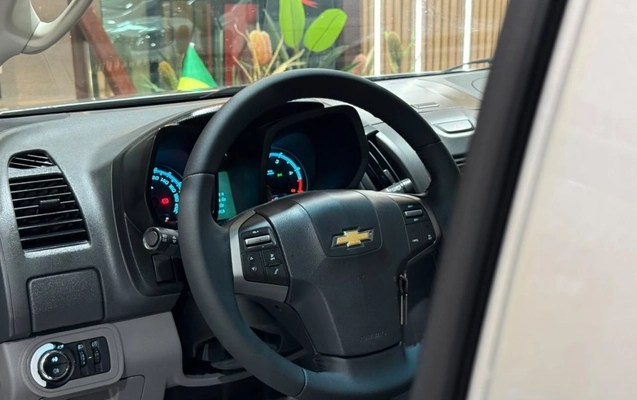 imagem-https://www.socarrao.com.br/sc-vehicle-images-prod/4281719/1791223377565-vehicle_image_1791223362_ef6d7381b09d8572fa9b517eb47205af.jpeg