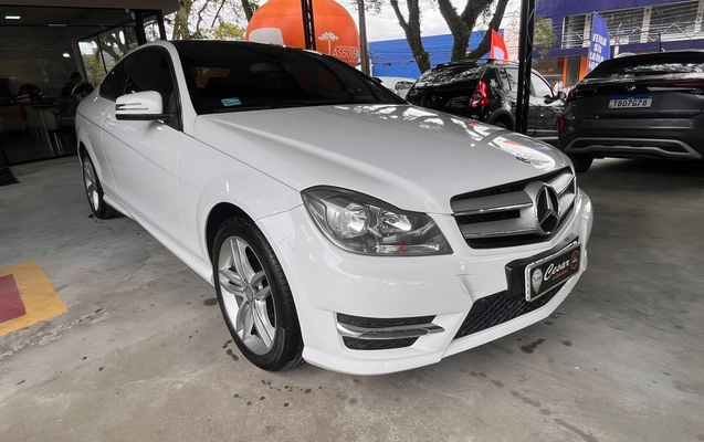 imagem-https://www.socarrao.com.br/sc-vehicle-images-prod/4281720/1791223377924-e6adf275-7cac-4660-bd50-3b6722a7c993.jpg