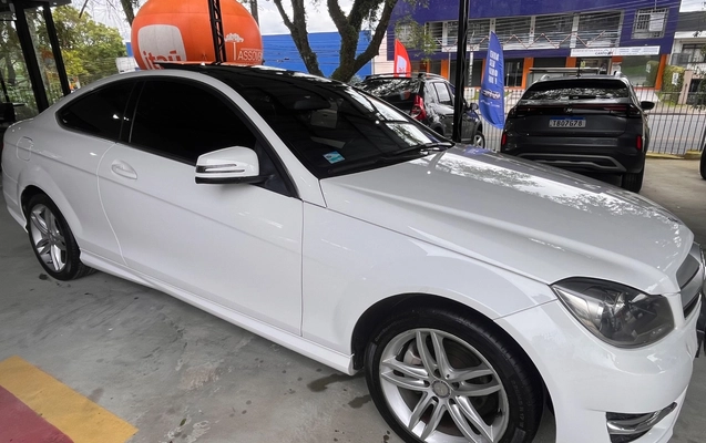 imagem-https://www.socarrao.com.br/sc-vehicle-images-prod/4281720/1791223377932-f90ded04-0260-4947-bfa1-7b6c5eb3ad32.jpg