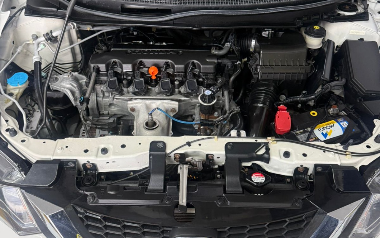 imagem-https://www.socarrao.com.br/sc-vehicle-images-prod/4281734/1791223474170-Yjc1ZWRlOWYtZTgxZC00MzY5LTkzOTItM2RkOGVkNDRhNWZlLmpmaWY.jfif