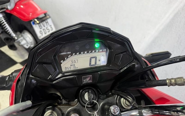 imagem-https://www.socarrao.com.br/sc-vehicle-images-prod/4281738/1791223505391-8529296_9_B_98d063d885.jpeg