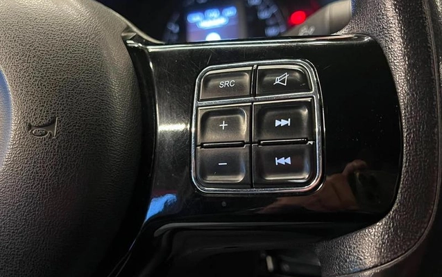 imagem-https://www.socarrao.com.br/sc-vehicle-images-prod/4281757/1791223618945-8391400_15_B_15d85d7a20.jpeg