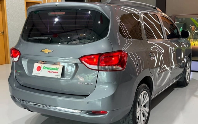 imagem-https://www.socarrao.com.br/sc-vehicle-images-prod/4281759/1791223631589-vehicle_image_1791223611_dfd5012eca7e560115dff34c03a57cd2.jpeg
