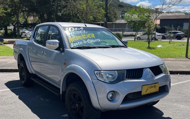 imagem-https://www.socarrao.com.br/sc-vehicle-images-prod/4281760/1791223641475-SU1HXzMzMzguanBlZw.jpeg