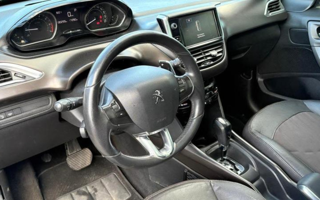 imagem-https://www.socarrao.com.br/sc-vehicle-images-prod/4281761/1791223655041-ODQzNDE2MV83X0JfYjUwZTIxOWI3Ny5qcGVn.jpeg