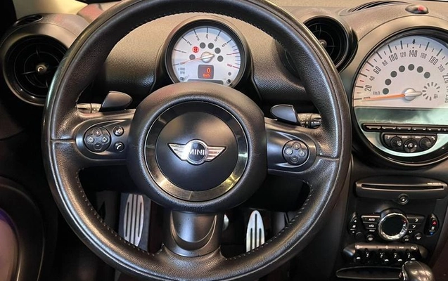 imagem-https://www.socarrao.com.br/sc-vehicle-images-prod/4281766/1791223759445-8173905_13_B_eda2614103.jpeg