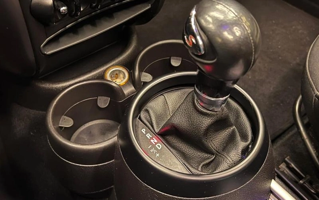 imagem-https://www.socarrao.com.br/sc-vehicle-images-prod/4281766/1791223759463-8173905_15_B_e944382685.jpeg